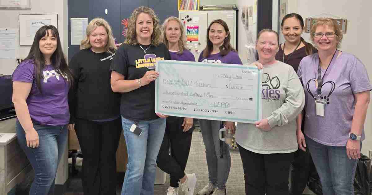 Oelwein的家长教师组织已正式结束了一年